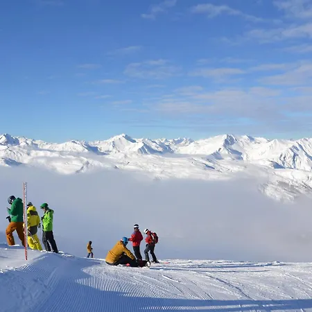 Proveres - Superbe Duplex Sur Les Pistes, Label Meribel Mae-7433 * Les Allues